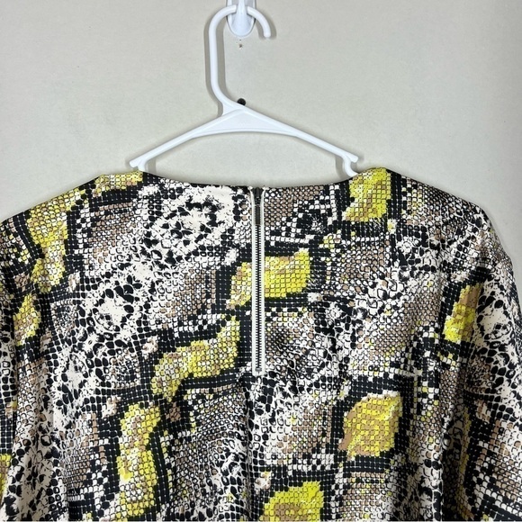 NWOT Universal Standard Michaela Pleated Top in Python Size Medium - Picture 8 of 13